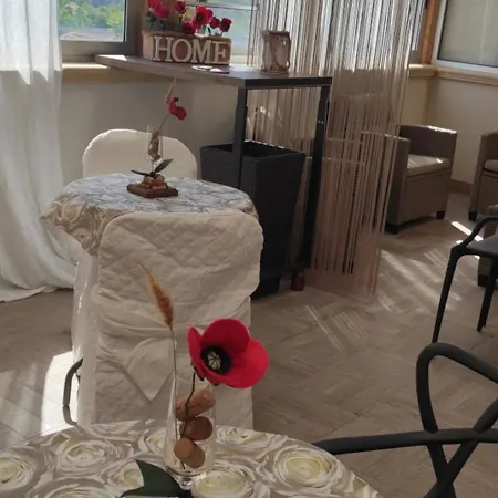 Home Dolce Luna-3